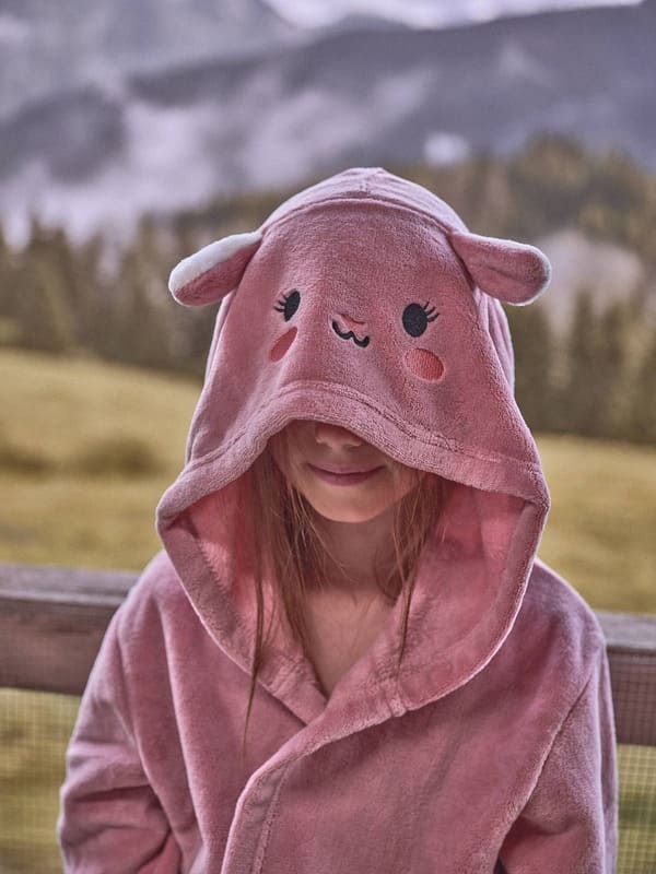 Accappatoio bambino della collezione Coincasa Abitare la natura con cappuccio a forma di animale