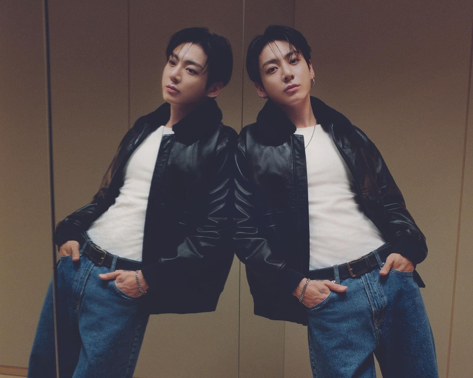 Jung Kook, ambassador globale Calvin Klein, in uno scatto della campagna Feel The Fit