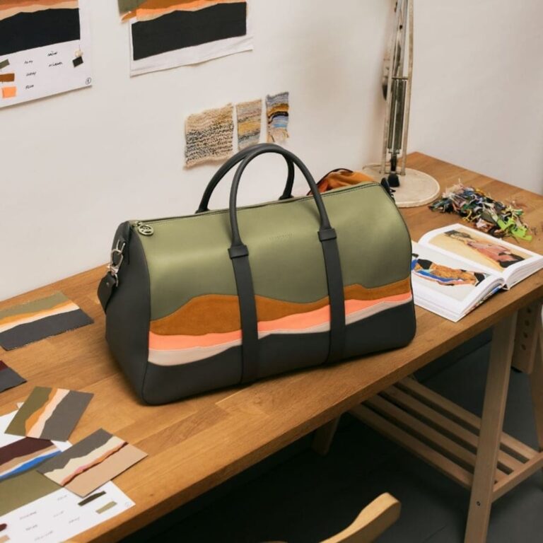 Borsa Daylong Weekend di Longchamp dalla collezione capsule inverno 2026 con l'artista Caroline Hélain